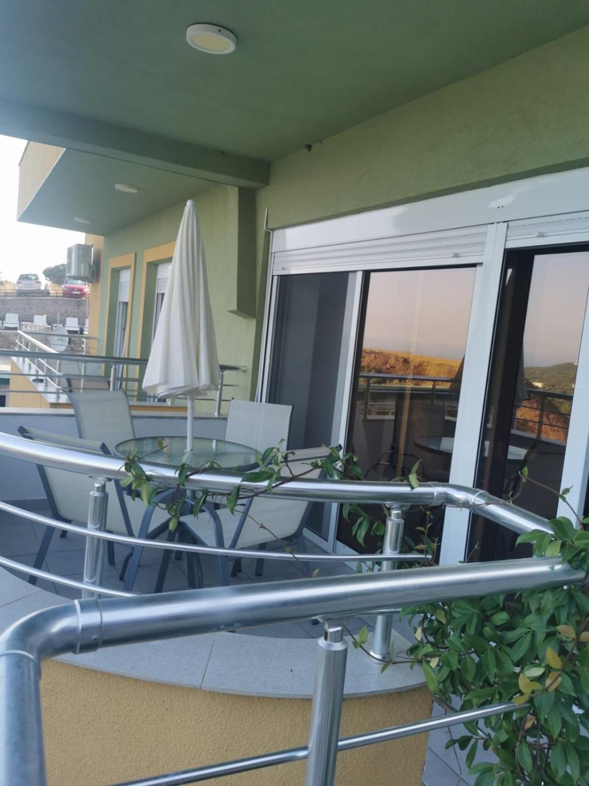 Apartments Bibic Budva Bagian luar foto