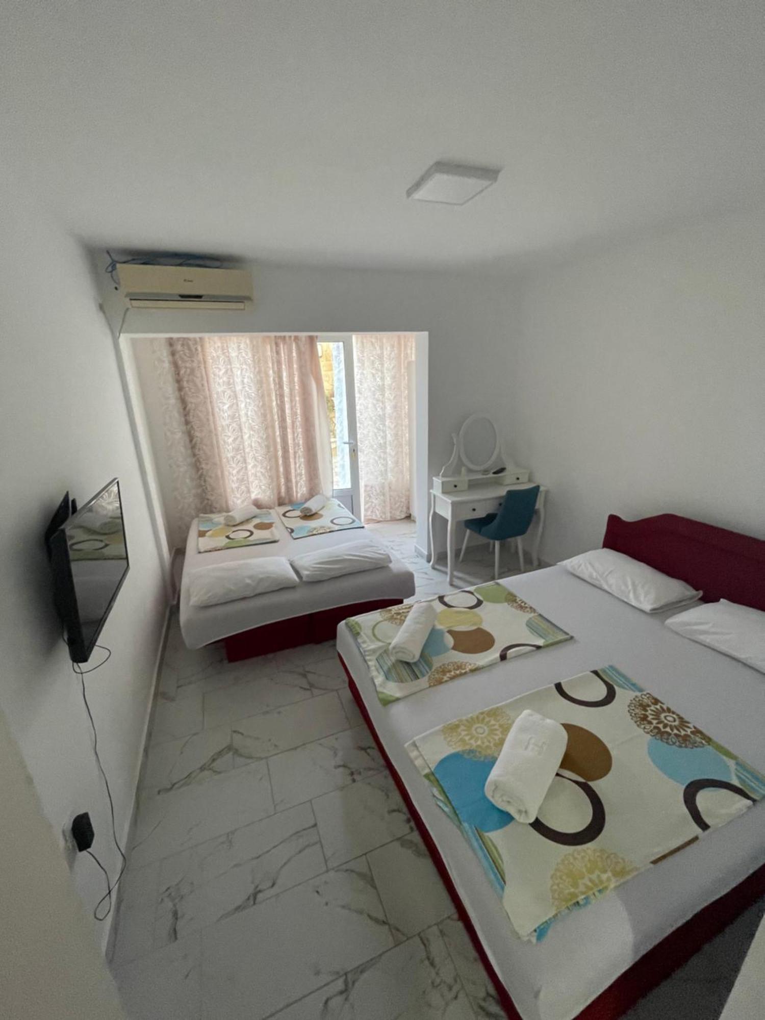 Apartments Bibic Budva Bagian luar foto